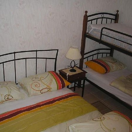 Apartments Folo Tar-Vabriga ภายนอก รูปภาพ