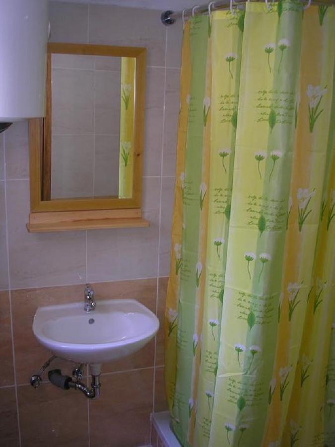 Apartments Folo Tar-Vabriga ภายนอก รูปภาพ