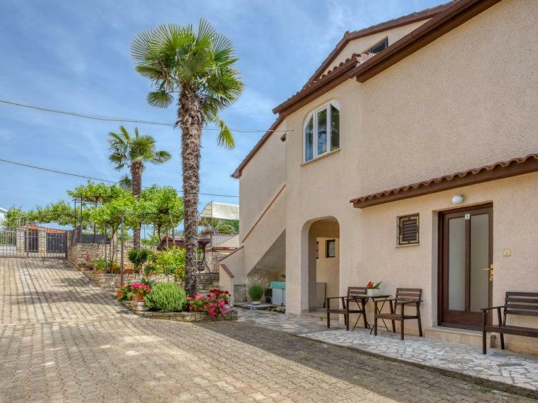 Apartments Folo Tar-Vabriga ภายนอก รูปภาพ
