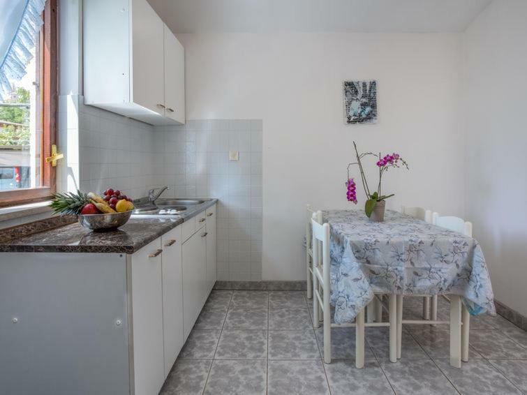 Apartments Folo Tar-Vabriga ภายนอก รูปภาพ