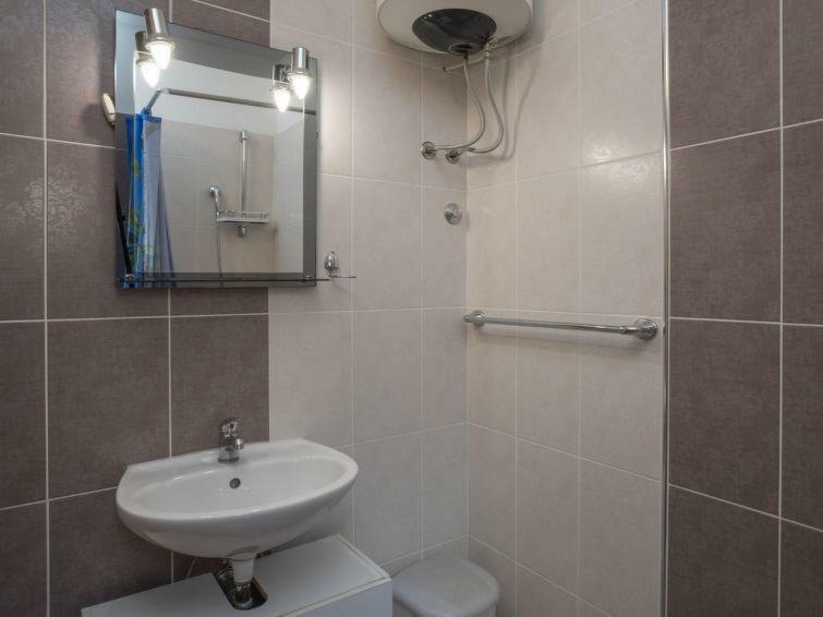 Apartments Folo Tar-Vabriga ภายนอก รูปภาพ