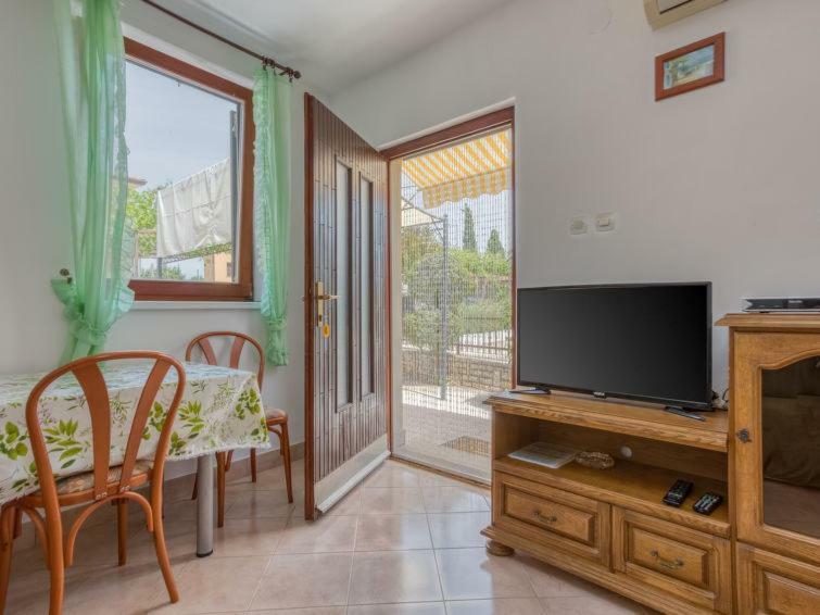 Apartments Folo Tar-Vabriga ภายนอก รูปภาพ